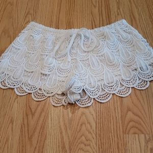 White lace shorts